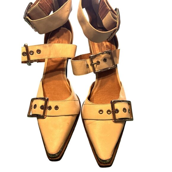 Jeffrey Campbell Free People Beige Buckled Heels Hendrix Silver Accents Size 10 - Picture 1 of 9
